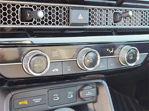 Used 2025 Honda Civic Sport image 15