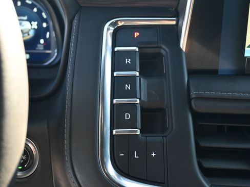 Used 2023 Chevrolet Tahoe Z71 image 27