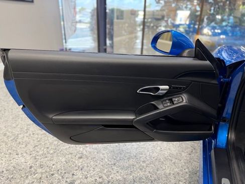 Used 2014 Porsche Boxster S RWD image 19