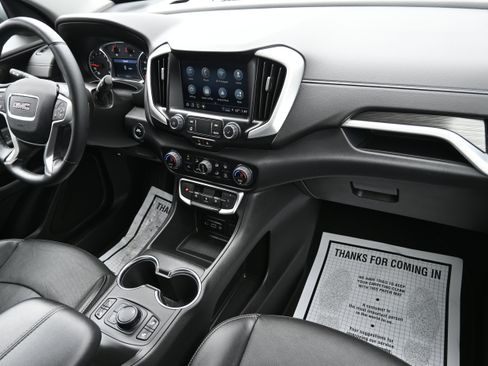 Used 2023 GMC Terrain SLT image 22