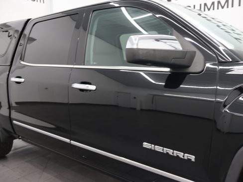 Used 2017 GMC Sierra 1500 SLT w/ Suspension Package, Off-Road AWD/4WD image 23