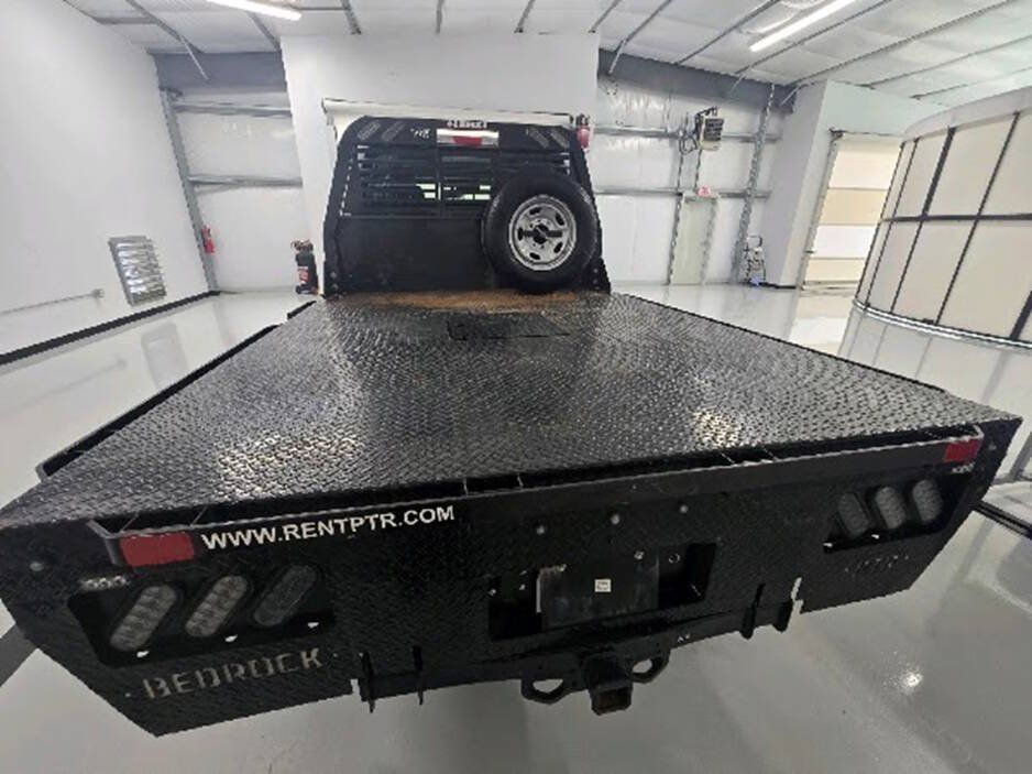 Used 2024 Ford F250 XL AWD/4WD image 8