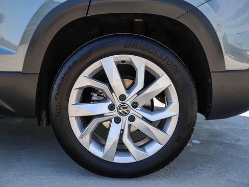 Used 2023 Volkswagen Taos S image 10