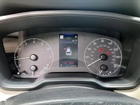 Used 2025 Toyota Corolla Cross L FWD image 12