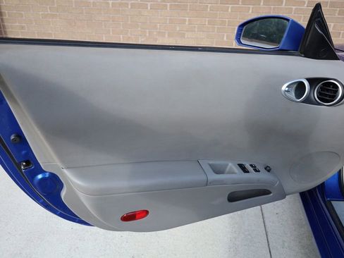 Used 2005 Nissan 350Z Touring image 14