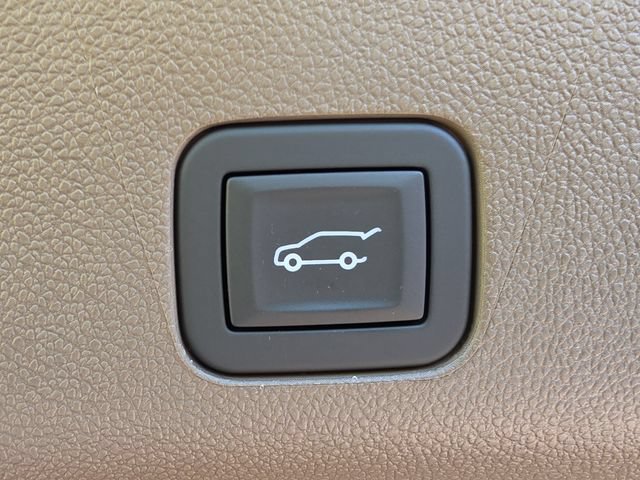 New 2026 GMC Yukon Denali AWD/4WD image 7