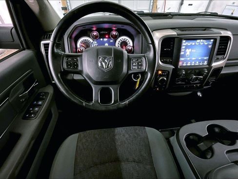 Used 2019 RAM 1500 Big Horn image 5