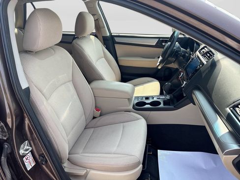 Used 2019 Subaru Outback 2.5i Premium w/ Popular Package #2 AWD/4WD image 27