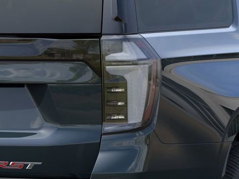 New 2026 Chevrolet Suburban RST AWD/4WD image 11