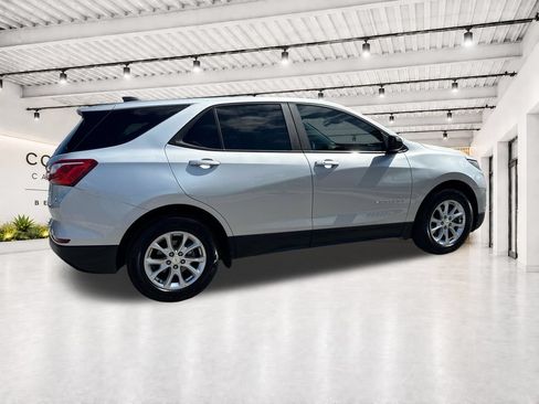 Used 2020 Chevrolet Equinox LS w/ LS Convenience Package FWD image 14