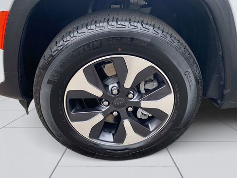 Used 2024 Jeep Grand Cherokee Limited 4xe image 25