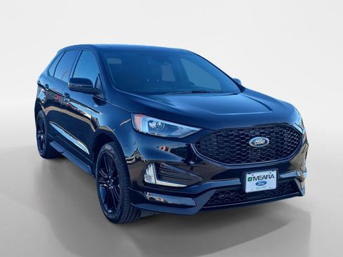 Used 2022 Ford Edge ST-Line w/ Class II Trailer Tow Package image 8