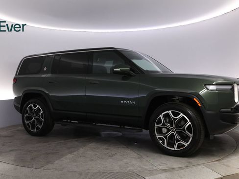 Used 2026 Rivian R1S Adventure AWD/4WD image 14