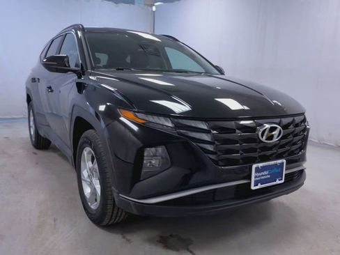 Used 2023 Hyundai Tucson SEL image 2