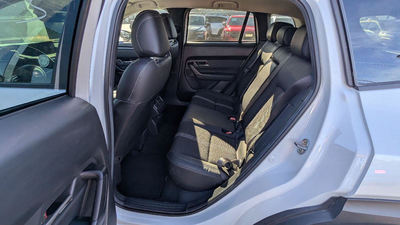 Used 2025 MAZDA CX-50 AWD 2.5 S w/ Preferred Package image 12