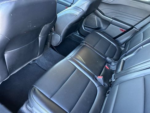 Used 2025 Ford Escape Platinum AWD/4WD image 11