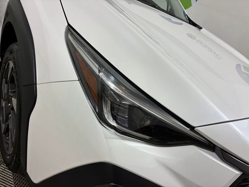 Certified 2025 Subaru Crosstrek 2.5i Limited w/ Crosstrek Mirror Package image 32