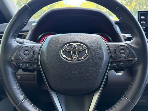 Used 2021 Toyota Camry XSE FWD image 28