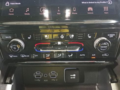 Certified 2024 Jeep Grand Cherokee L Limited w/ Luxury Tech Group II image 25