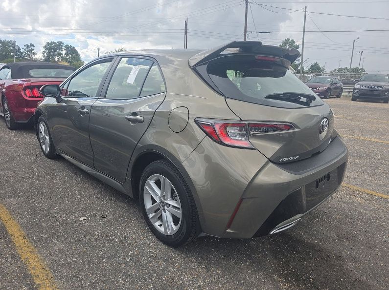 Used 2019 Toyota Corolla SE FWD image 4