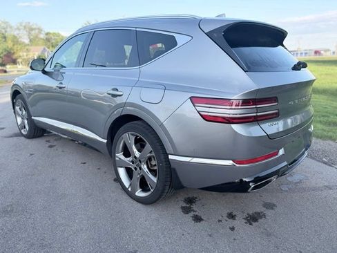 Used 2022 Genesis GV80 2.5T w/ Prestige Package 04 AWD/4WD image 2