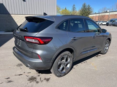 Used 2024 Ford Escape ST-Line Select w/ Tech Pack #1 image 5