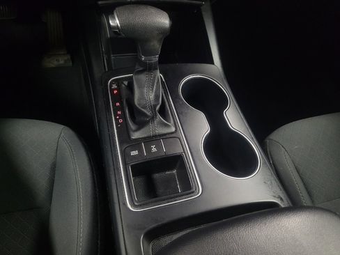 Used 2019 Kia Sorento AWD image 26