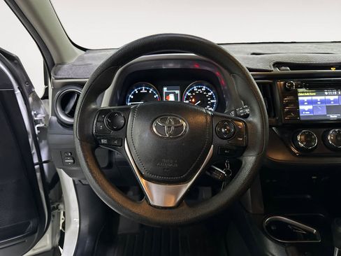 Used 2017 Toyota RAV4 LE image 16