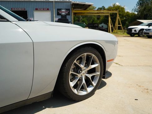 Used 2022 Dodge Challenger GT RWD image 18