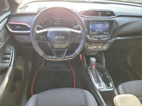 Used 2023 Chevrolet TrailBlazer RS w/ Convenience Package image 14