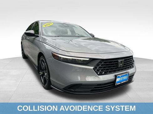 Certified 2025 Honda Accord Sport image 10