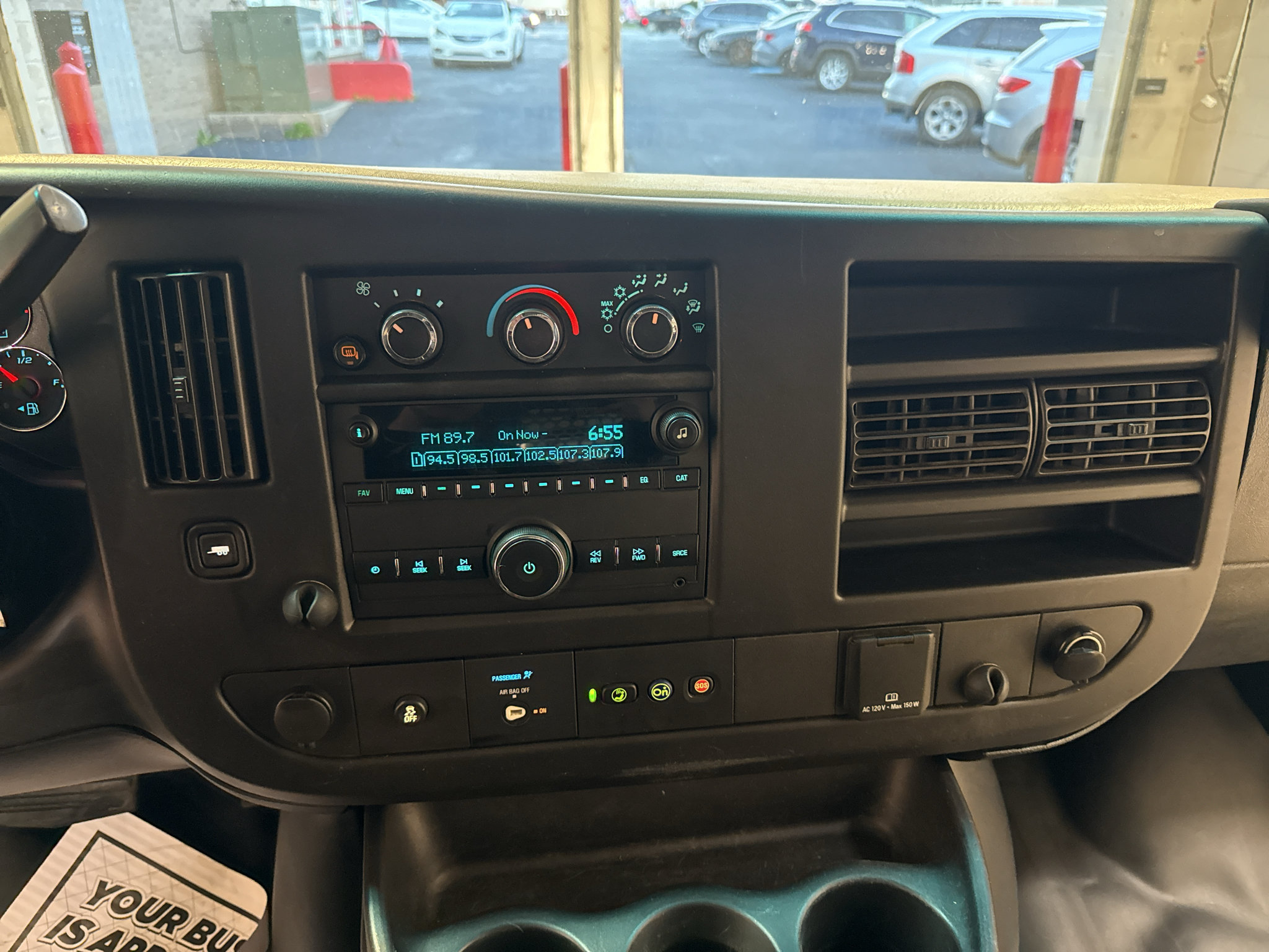 Used 2019 Chevrolet Express 2500 w/ Enhanced Convenience Package RWD image 13