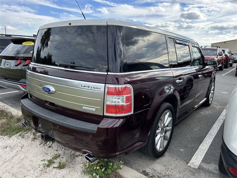 Used 2011 Ford Flex Limited w/ Rapid Spec Order Code image 2