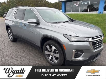 Used 2023 Chevrolet Traverse LT w/ LT Premium Package