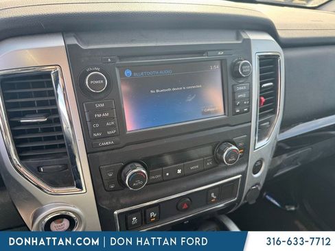 Used 2017 Nissan Titan SV image 9