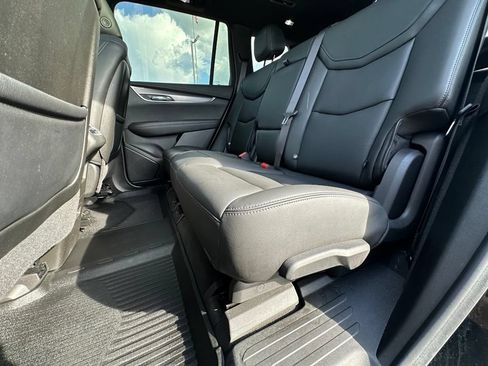 Used 2024 Cadillac XT6 Luxury AWD/4WD image 23