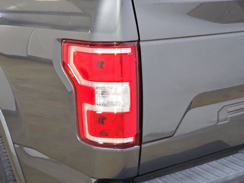 Used 2020 Ford F150 XLT w/ Equipment Group 302A Luxury AWD/4WD image 29