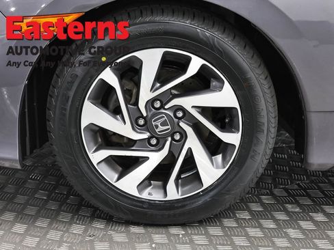 Used 2018 Honda Civic EX image 30