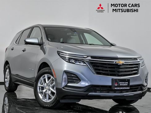 Used 2023 Chevrolet Equinox LT FWD image 1