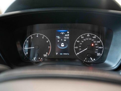 Used 2025 Toyota Corolla LE FWD image 16