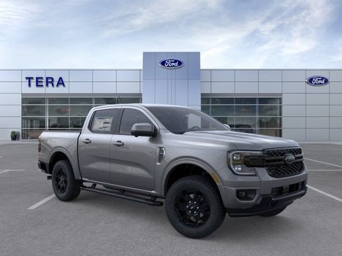 New 2026 Ford Ranger Lariat w/ Black Appearance Package AWD/4WD image 7
