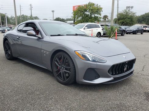 Used 2018 Maserati GranTurismo Sport image 2