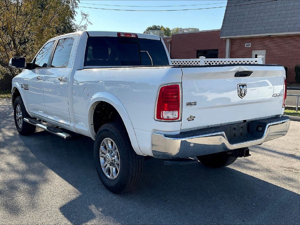 Used 2017 RAM 2500 Laramie AWD/4WD image 3