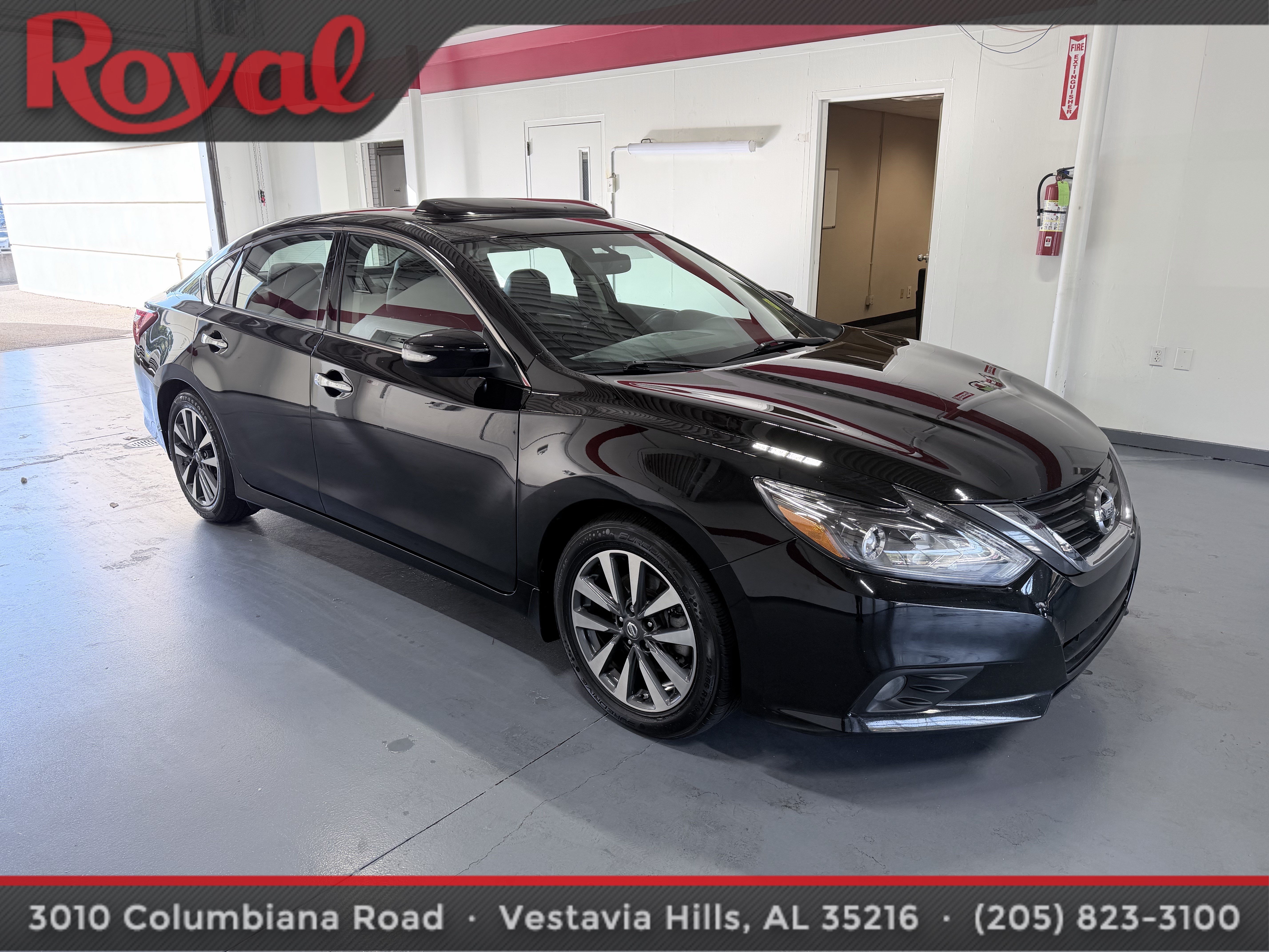 Used 2016 Nissan Altima 2.5 SL w/ 2.5 Technology w/LED Package FWD image 1
