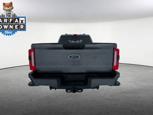 Used 2023 Ford F250 XL w/ STX Appearance Package image 8
