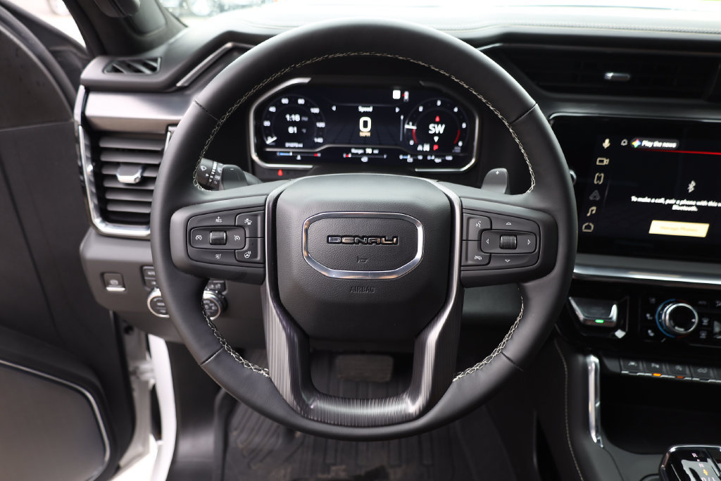 Used 2023 GMC Sierra 1500 Denali Ultimate AWD/4WD image 13
