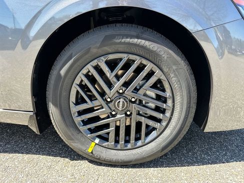 Used 2026 Nissan Sentra SV w/ SV Convenience Package image 8