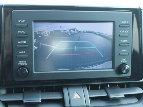 Certified 2019 Toyota RAV4 LE image 20