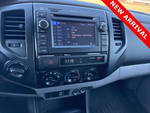 Used 2013 Toyota Tacoma 4x4 Double Cab w/ Convenience Pkg image 12