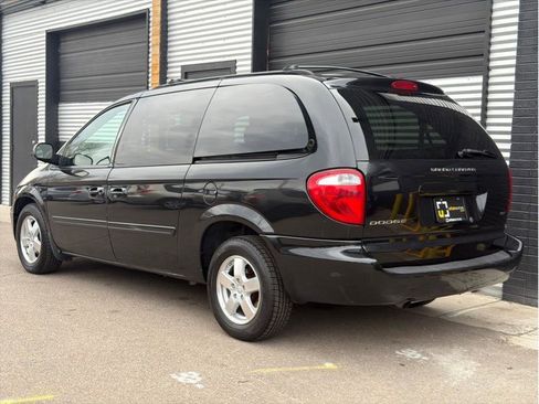 Used 2007 Dodge Grand Caravan SXT FWD image 8
